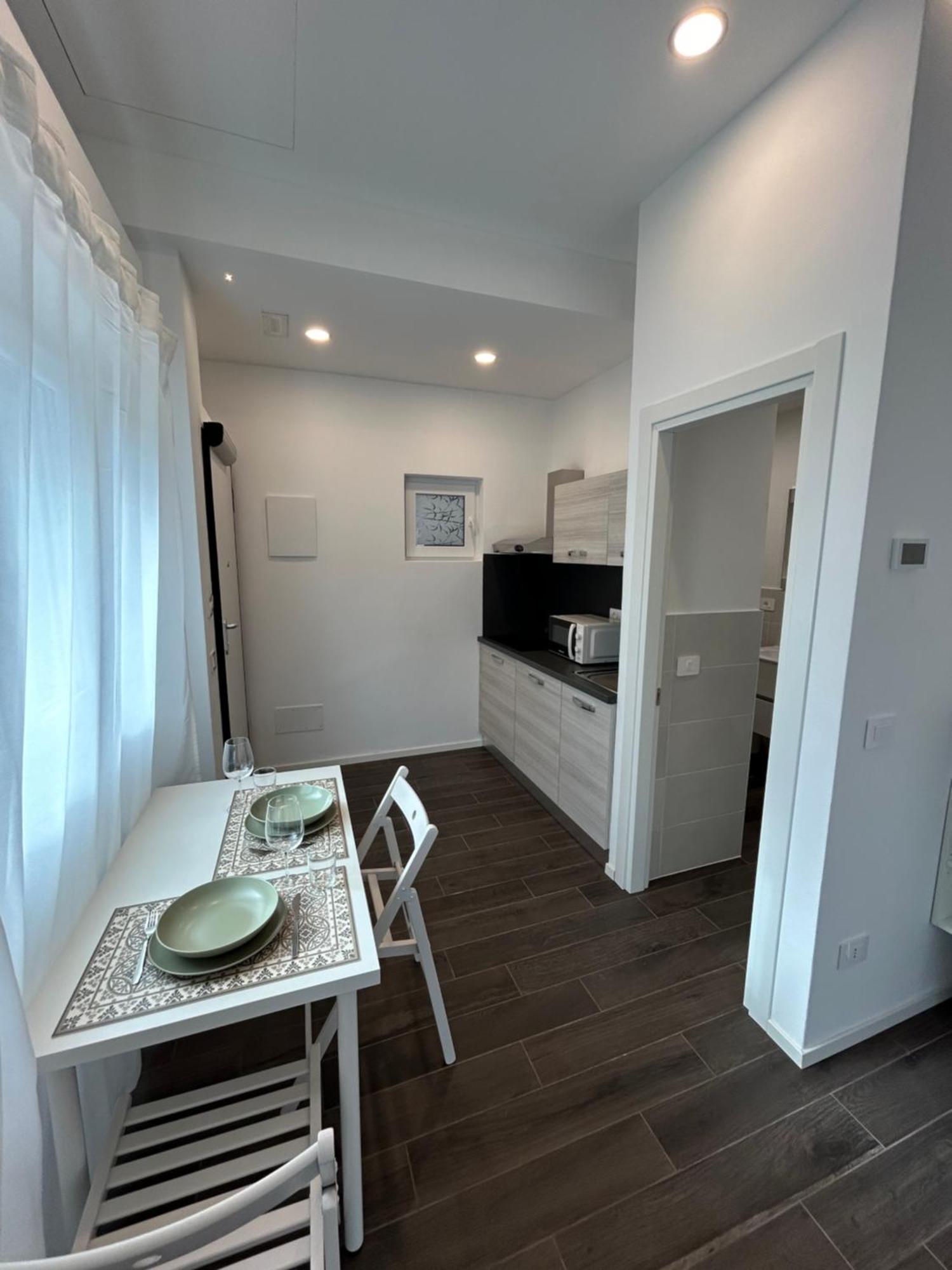 Lake Home Apartments Lipomo Exterior photo